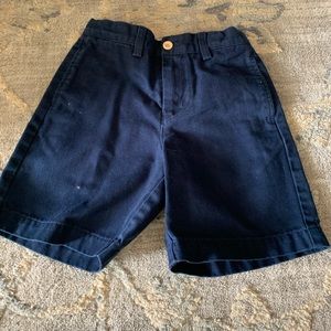 Vineyard vine shorts